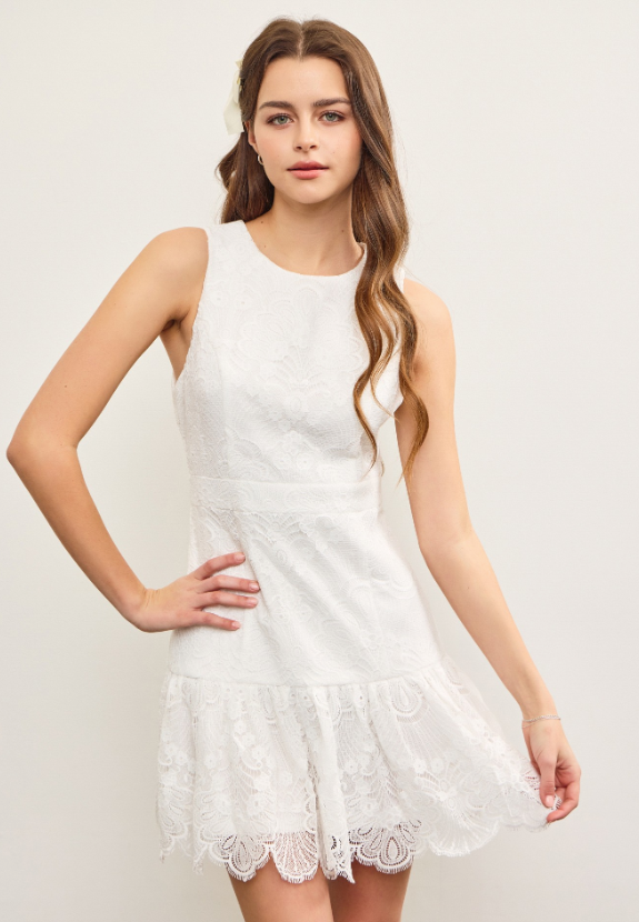 Scallop Bottom Flare Sleeveless Lace Dress