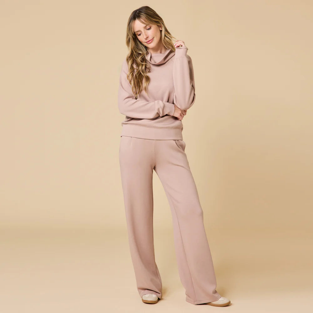 DreamTech Mock Neck with Pleated Pant