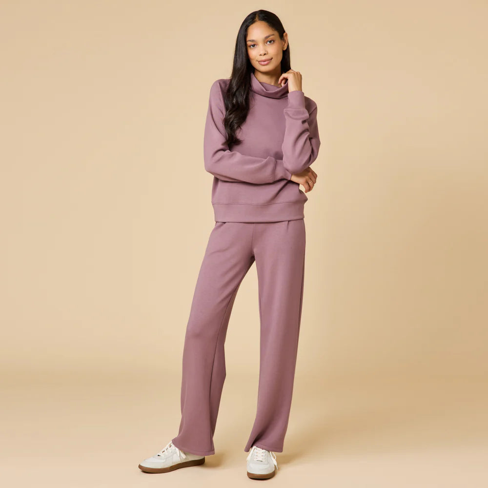 DreamTech Mock Neck with Pleated Pant