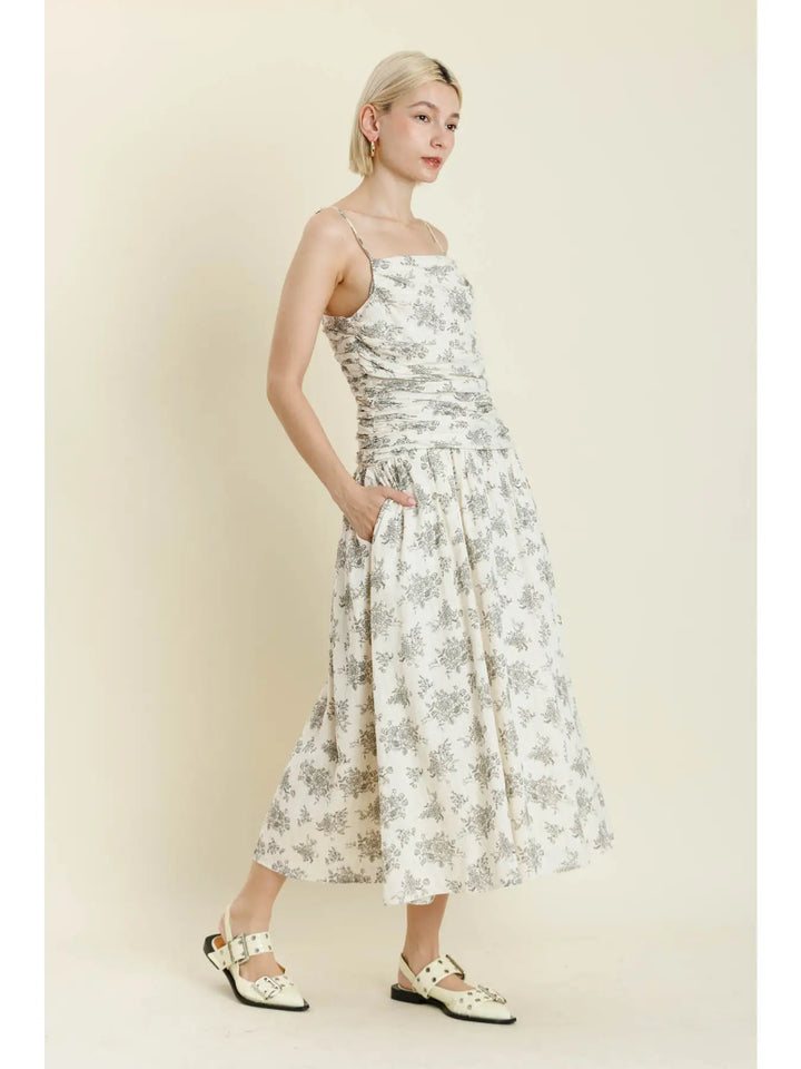 SHIRRED FLORAL MIDI DRESS