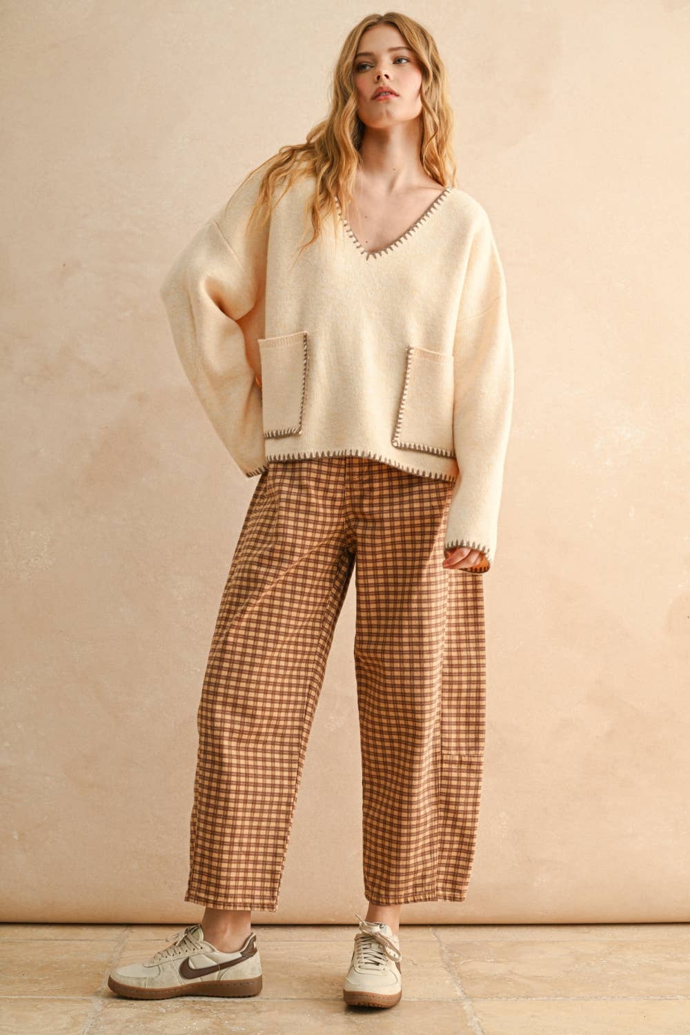 Mini Checker Pattern Barrel Pants