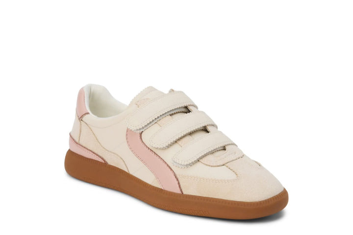 Lizzie Sneaker