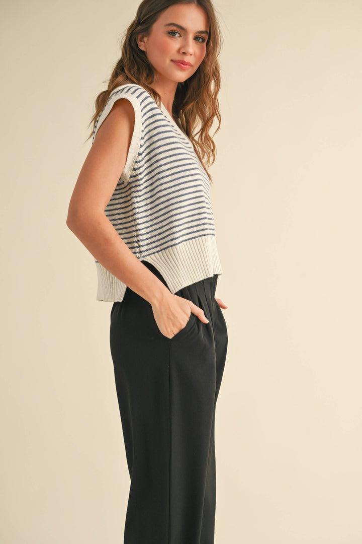 V-Neck Stripe Collar Knitted Top