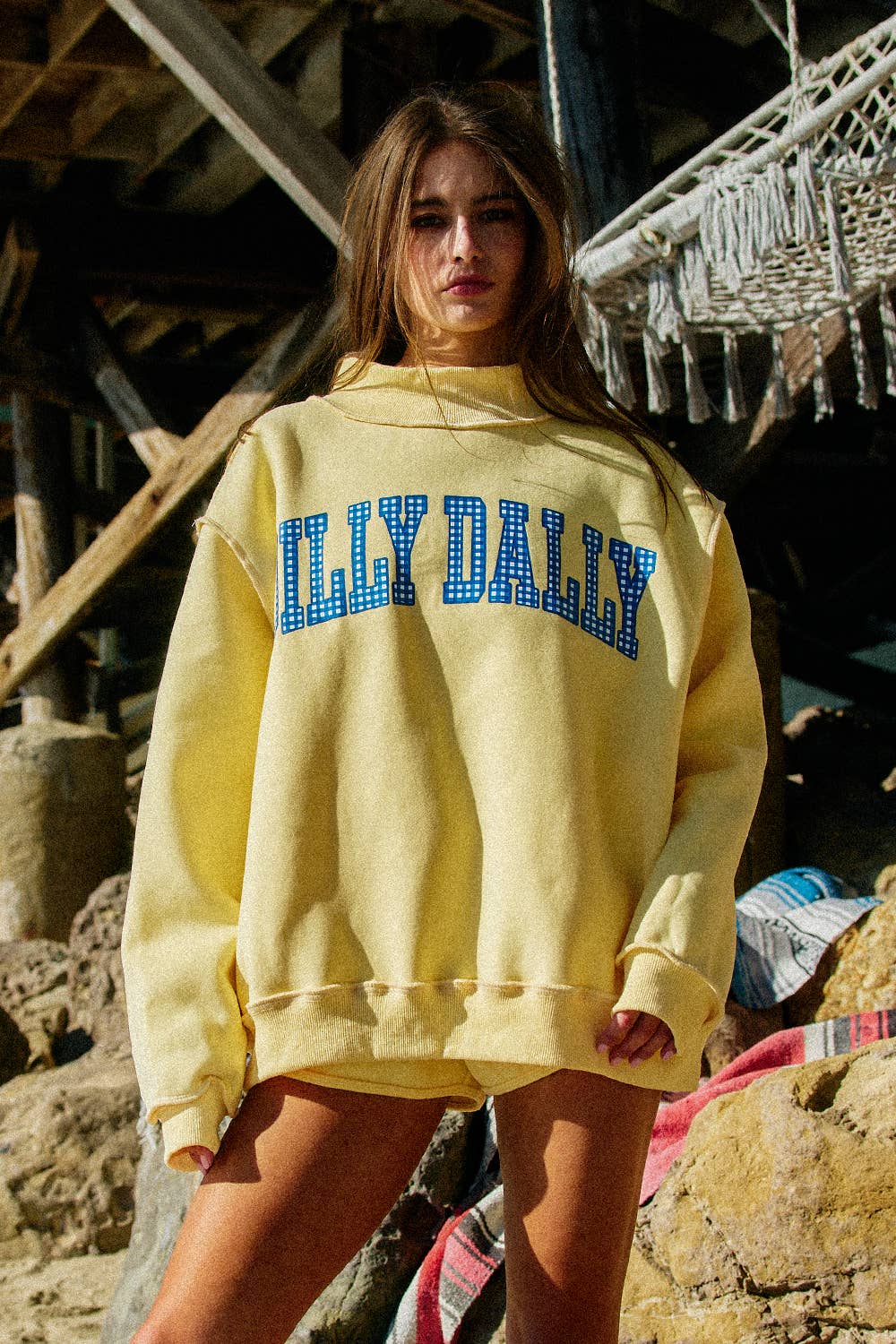 DILLY DALLY Reversible Mockneck Sweatshirt