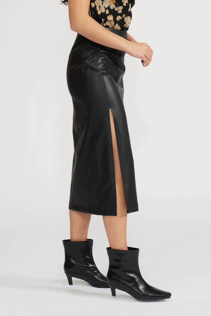 SK4407 CADE FAUX LEATHER SKIRT