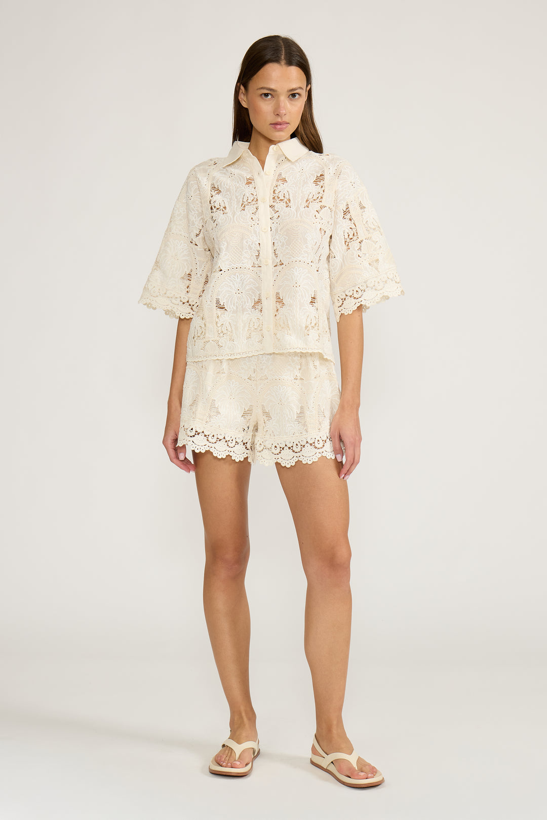 T5097 NELLIE BUTTON DOWN TOP