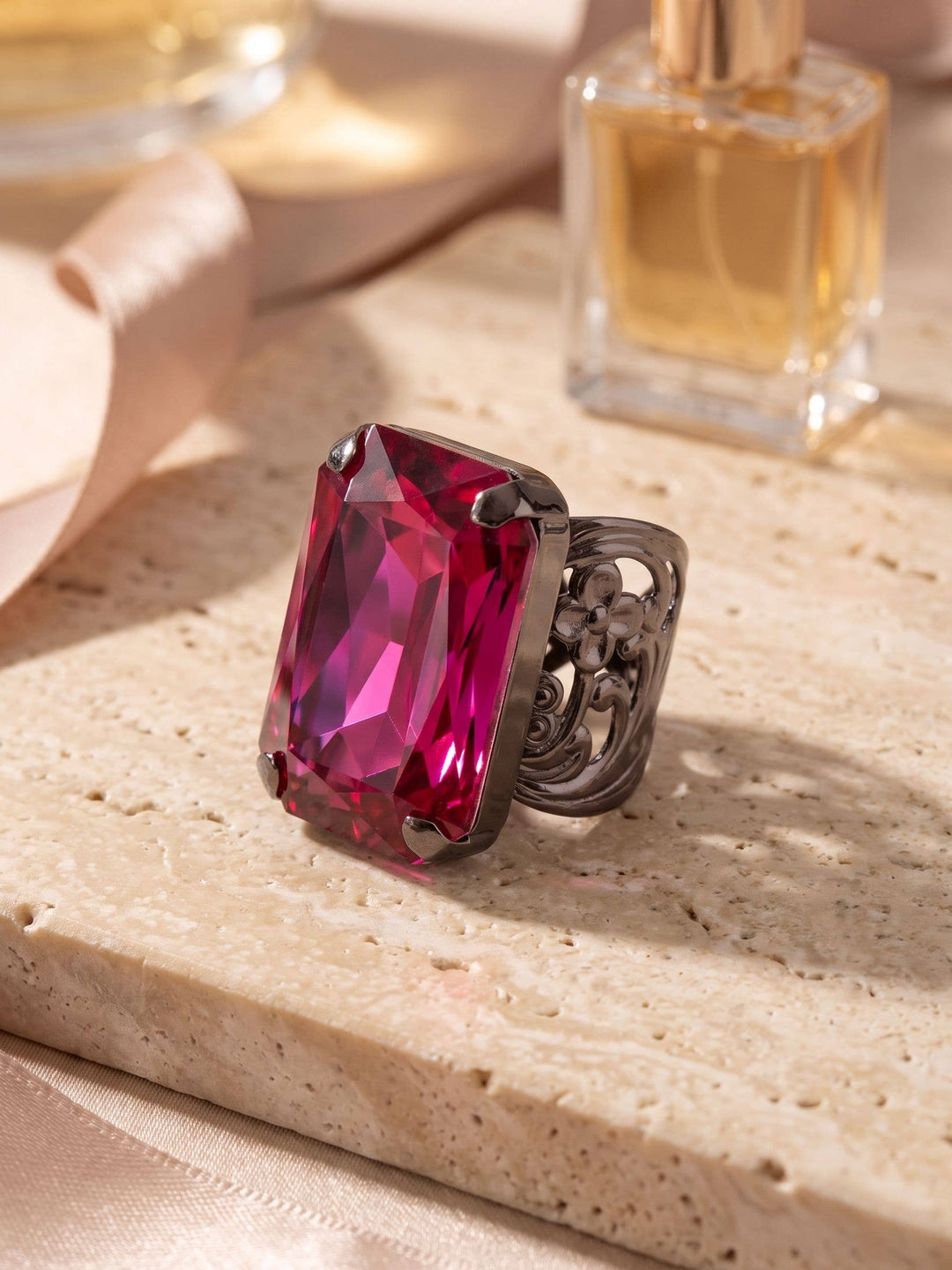 Viretta Adjustable Cocktail Ring - RBT67GMFU