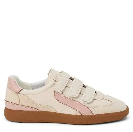 Lizzie Sneaker