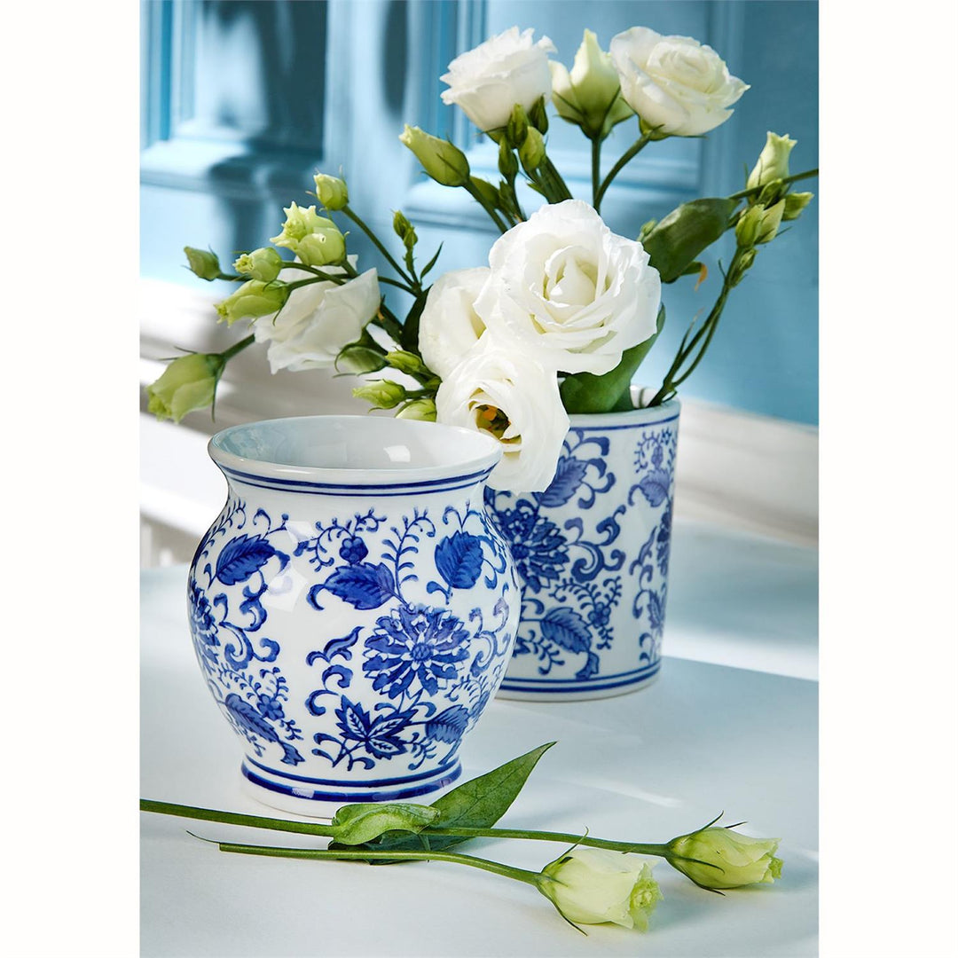 Chinoiserie Hand-Painted Blue and White 4" Vase