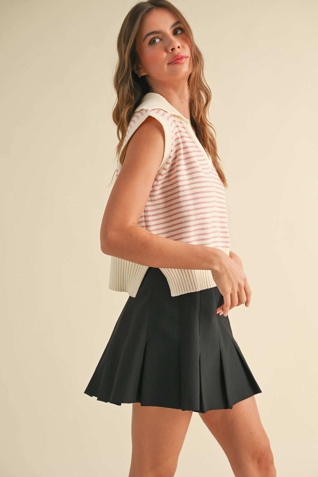 V-Neck Stripe Collar Knitted Top