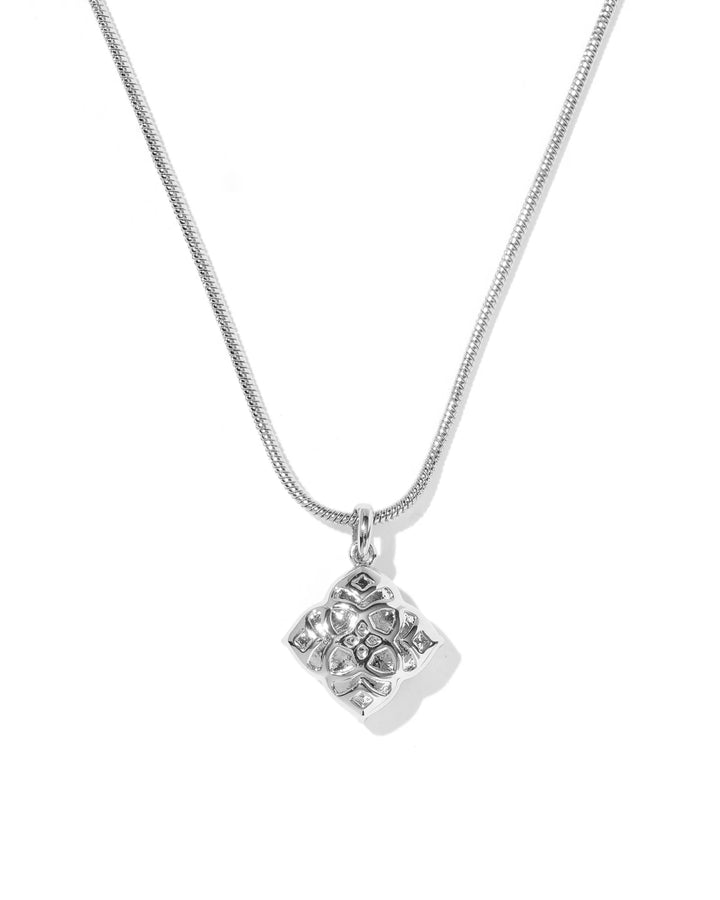Kendra Scott Dira Pendant Necklace - Silver/Pearl