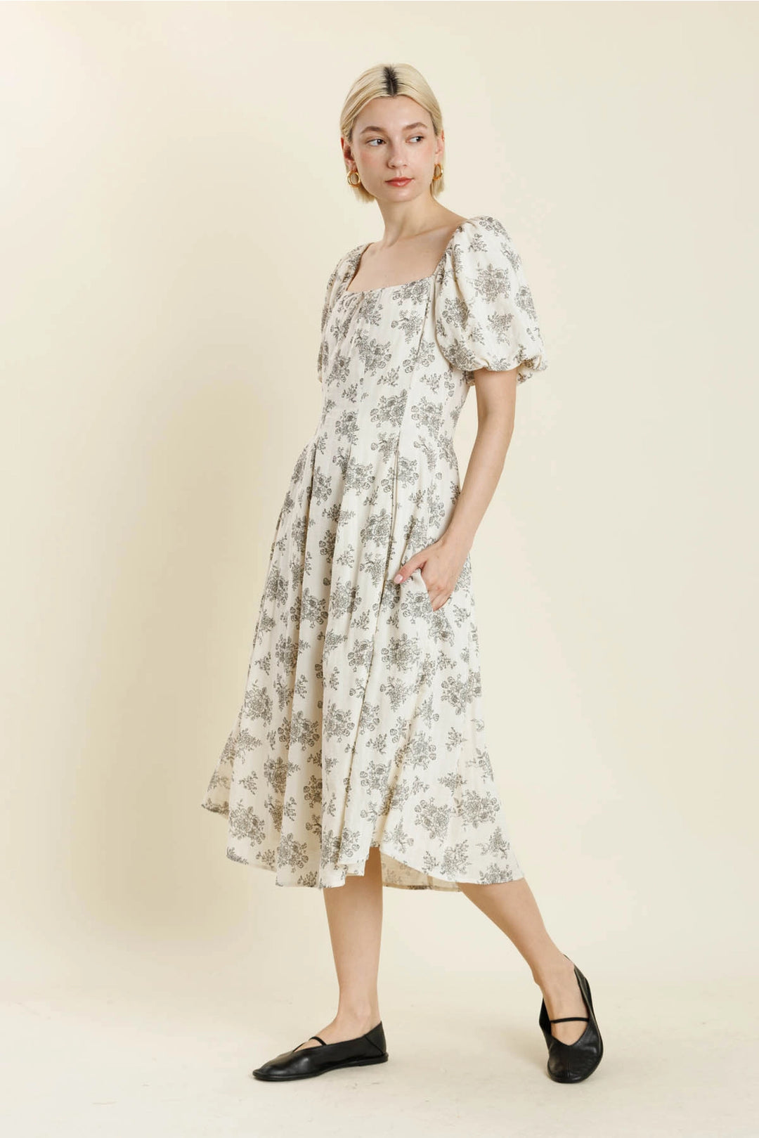 FLORAL PLEATED MIDI DRESS