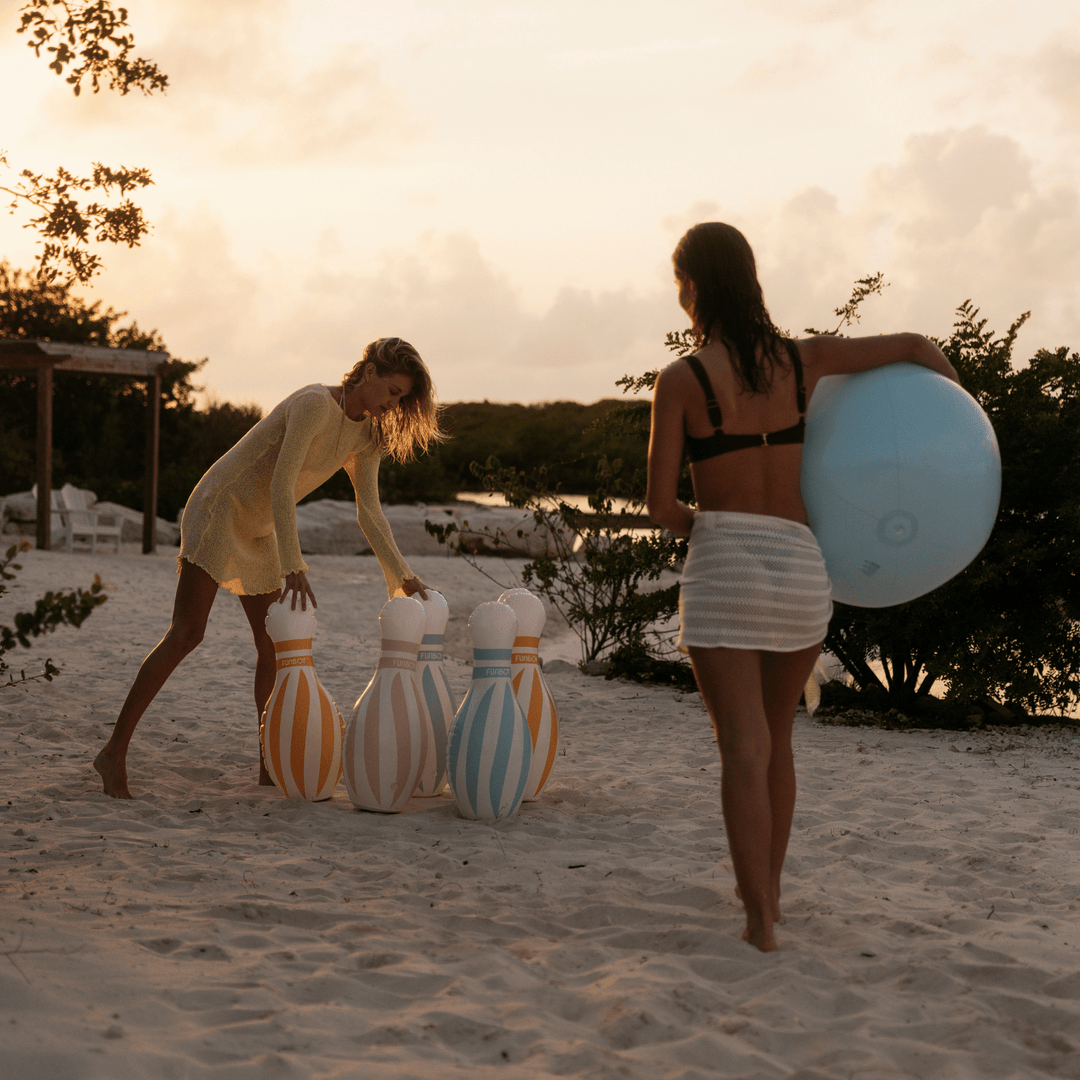 FUNBOY Pastel & Rainbow Backyard Bowling Set