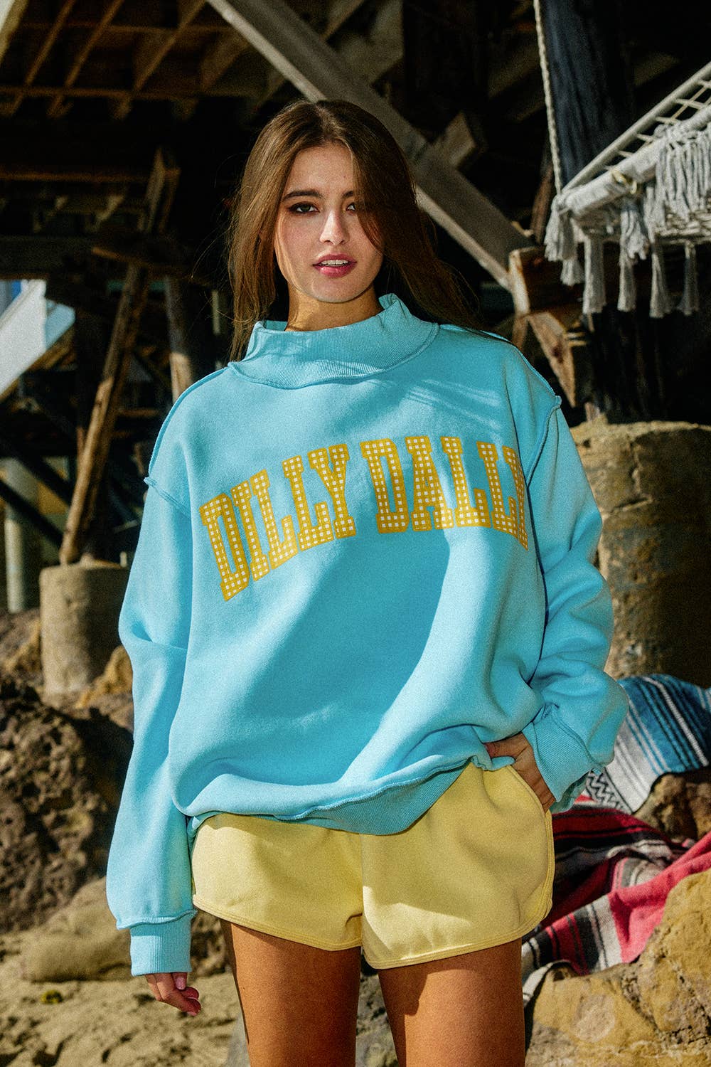 DILLY DALLY Reversible Mockneck Sweatshirt
