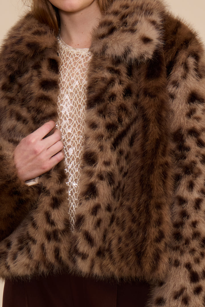 C5724 CHERRY FAUX FUR JACKET