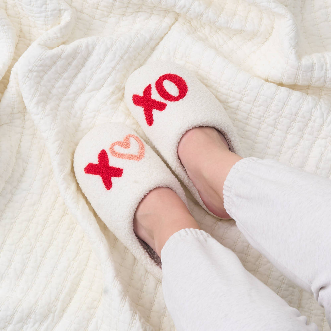 Fuzzy Slippers - XOXO