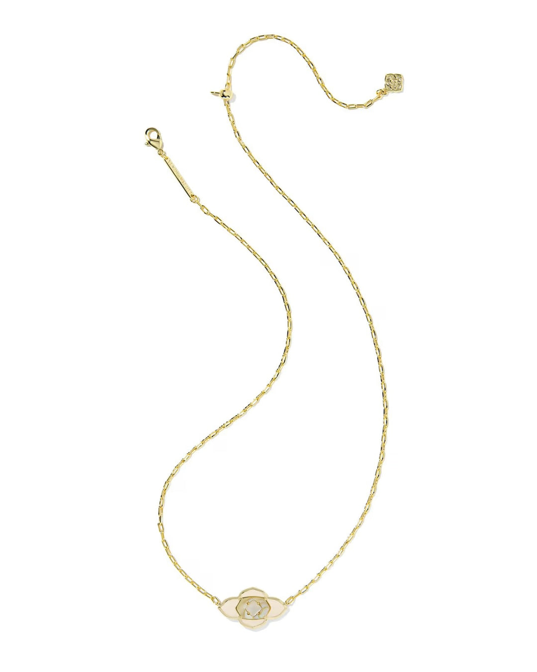 Kendra Scott Abbie Medallion Short Pendant Necklace