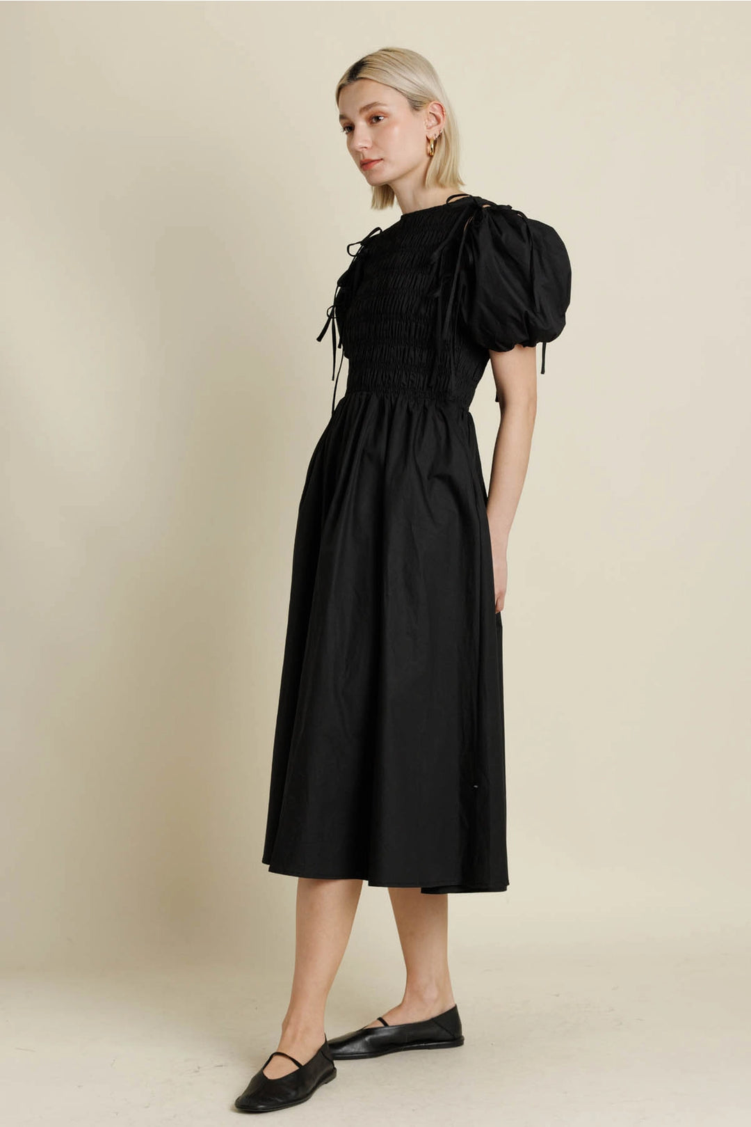 BLACK DETACHABLE SLV MIDI DRESS