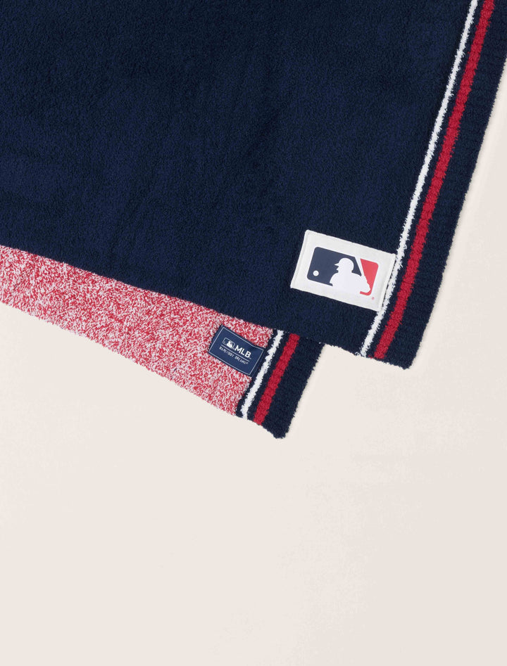 CozyChic® Atlanta Braves™ Throw