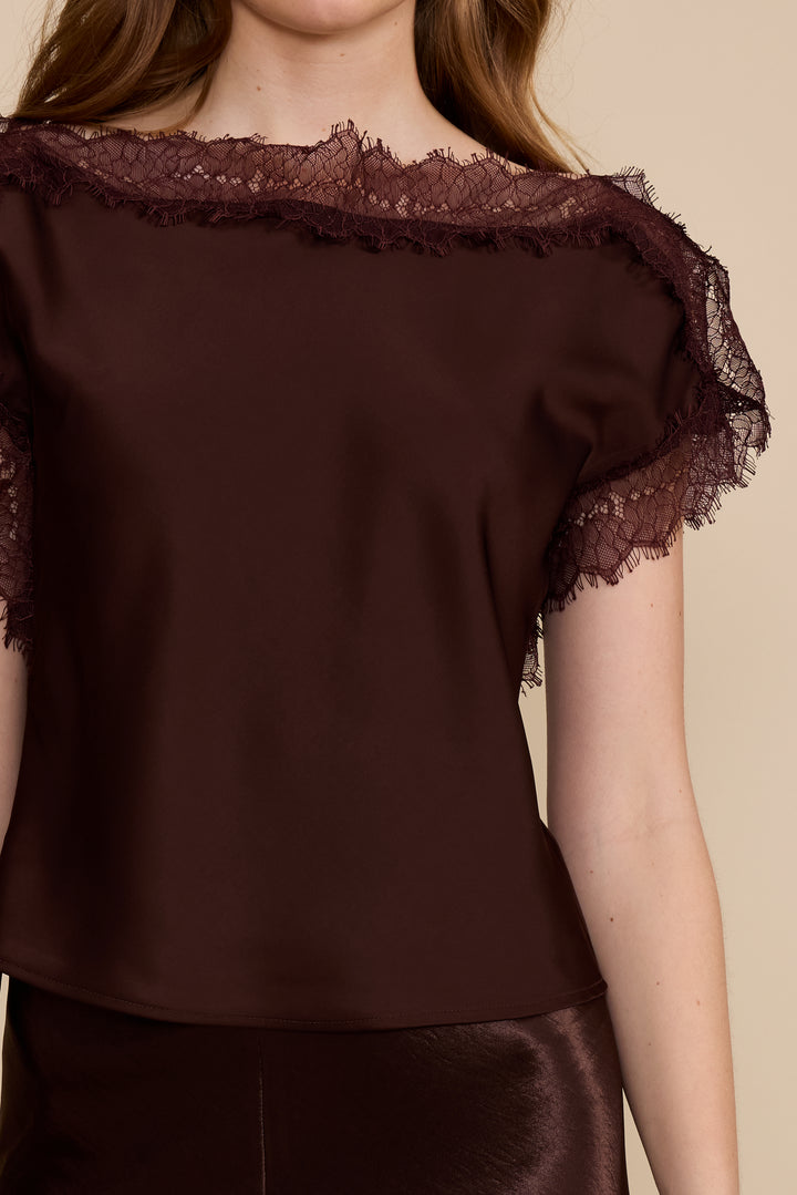 T5622 CHRIS LACE TRIM TOP