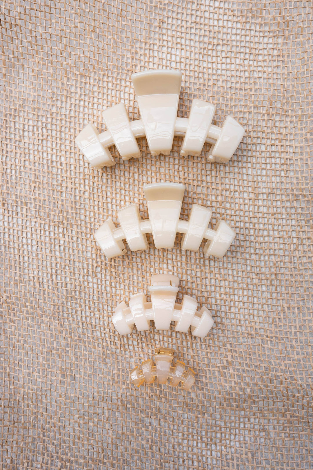 TELETIES - Classic Hair Clip | Small | Almond Beige