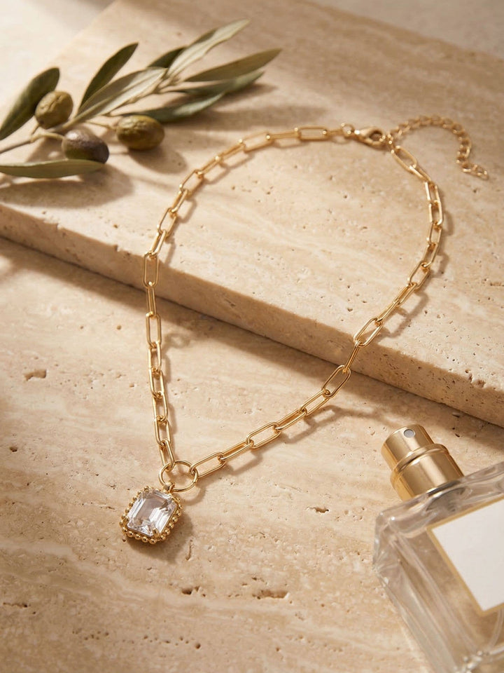 Octavia Scalloped Pendant Necklace - NGA1BGCRY
