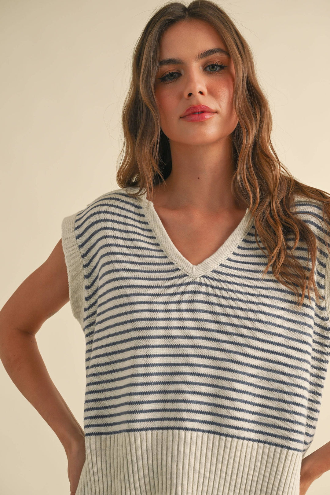 V-Neck Stripe Collar Knitted Top