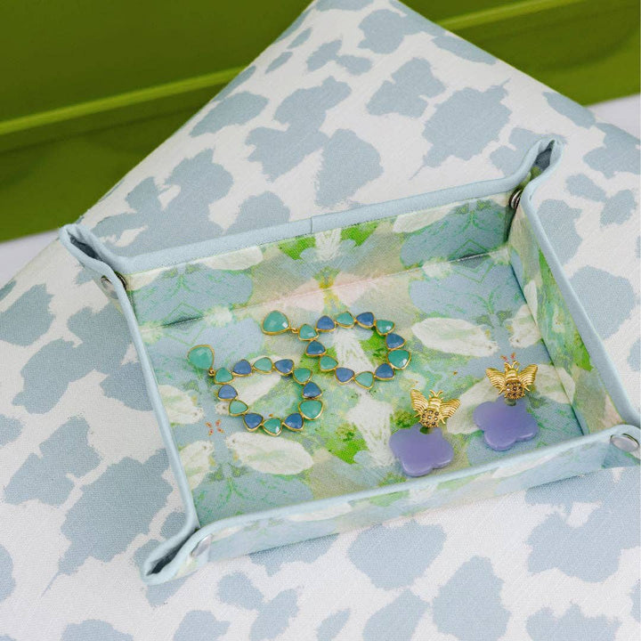 Laura Park Designs Elephant Falls Snap Tray