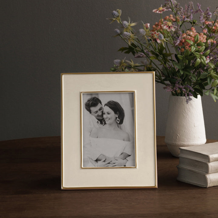 FRAME Encanto Jason 5 x 7 (Cream)