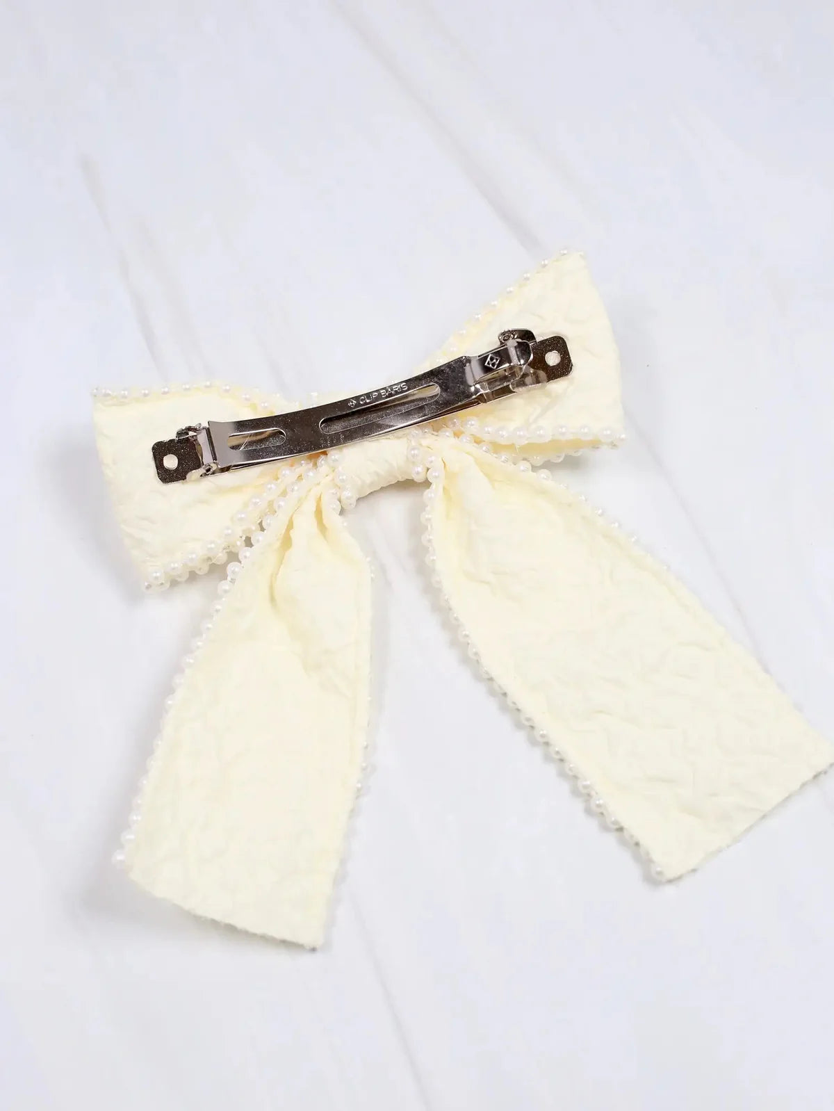 Blakely Pearl Lined Bow CREAM