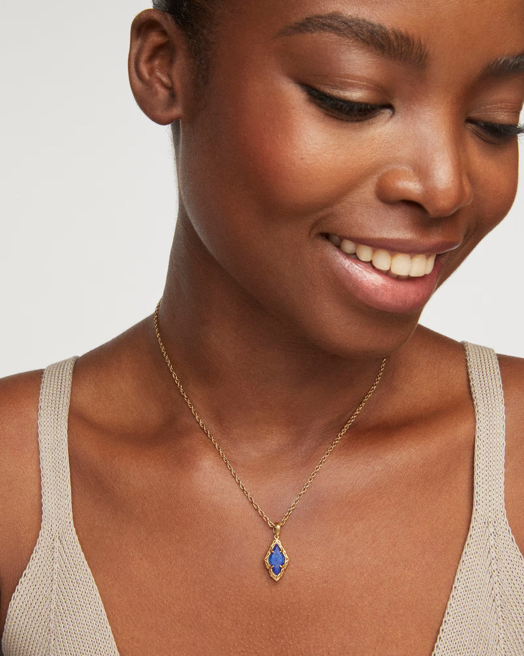 Adeline Vintage Short Pendant Necklace