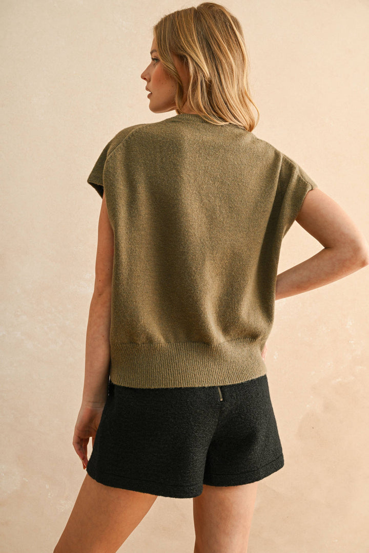 Loose Fit Short Sleeve Sweater Top