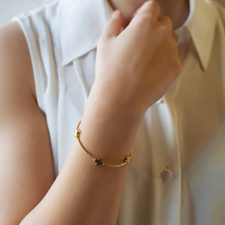 Lenny & Eva - Faithful Cross Bangle-Gold