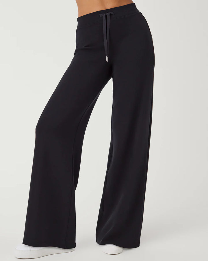 Spank AirEssentials Wide Leg Pant