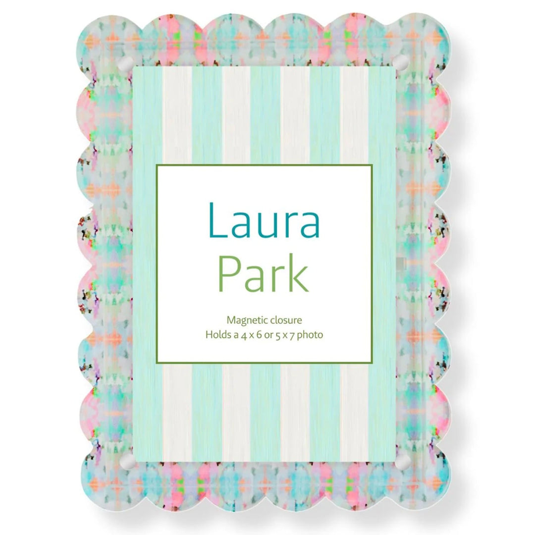 5x7 Brooks Avenue Scalloped Acrylic Picture Frame