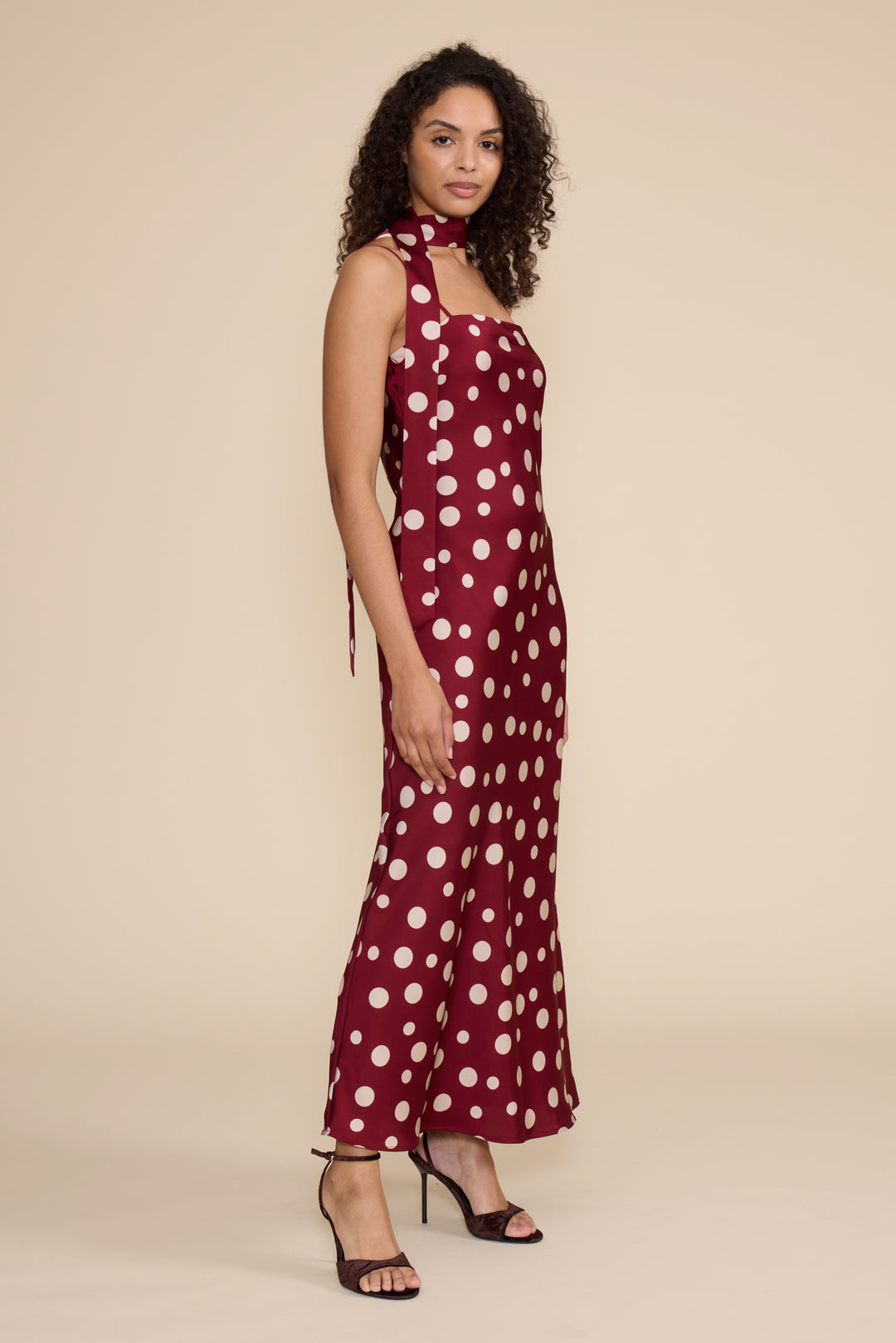 DR5656 DOLLY MAXI DRESS