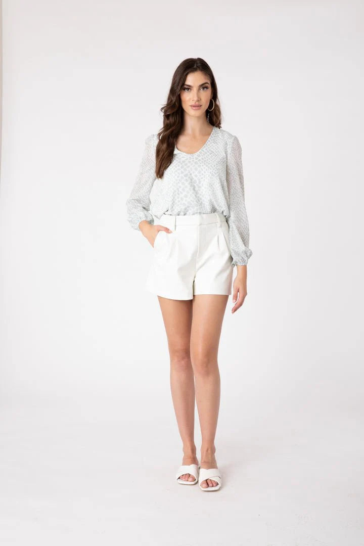 Modern Tailor Short in White Croc