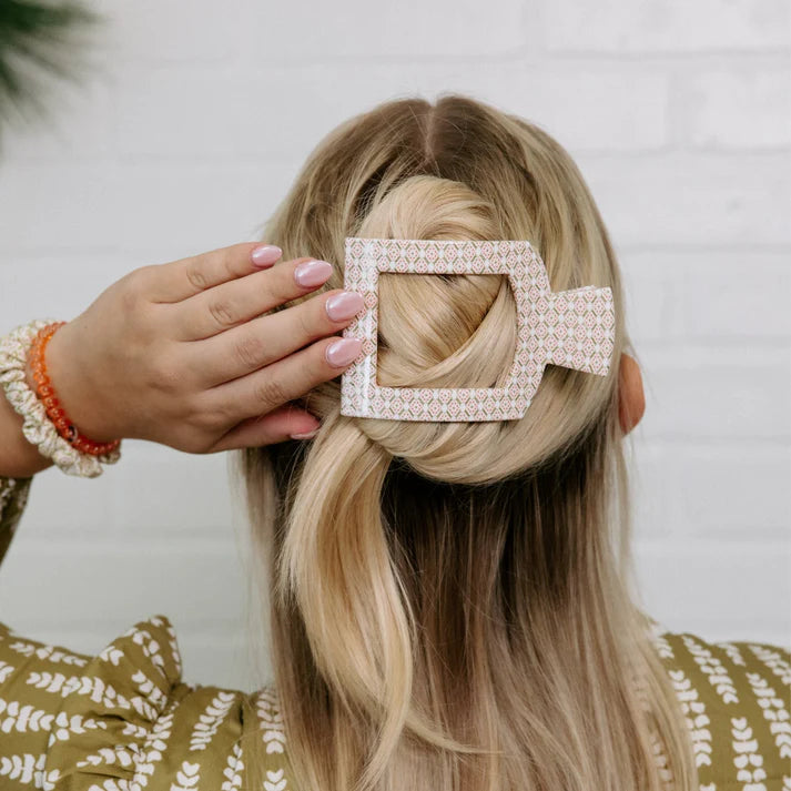 TELETIES x Laura Park Collection Pine & Pearl Flat Square Hair Clip