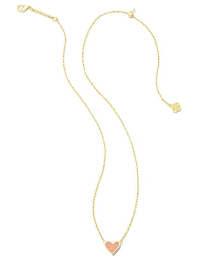 Framed Ari Heart Short Pendant Necklace