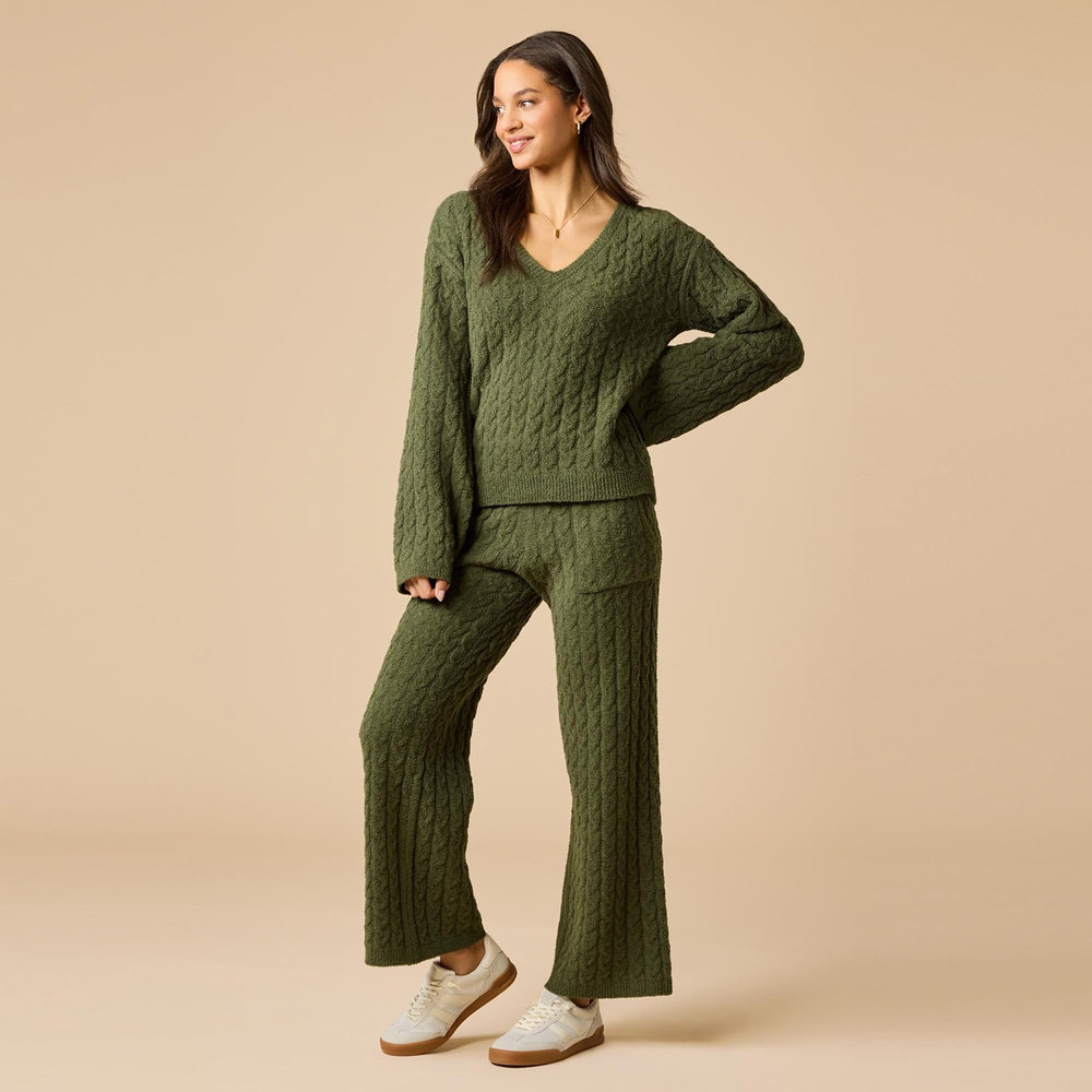 Cable Knit Marshmallow V-Neck with Flared Sleeve a