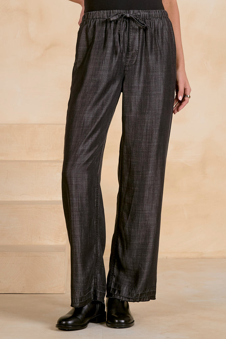 Elan Black Wash Drawstring Pants