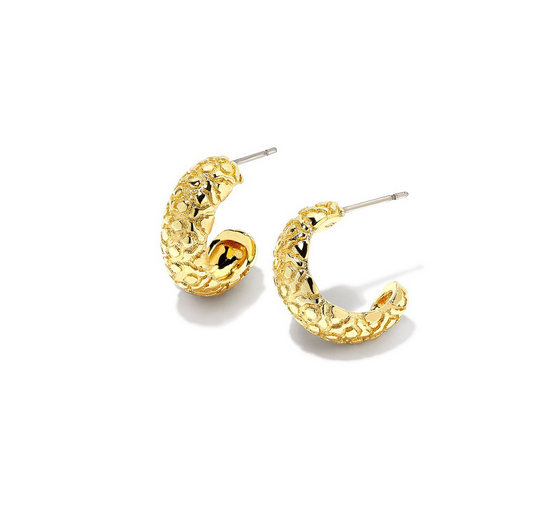 HARPER HUGGIE EARRINGS