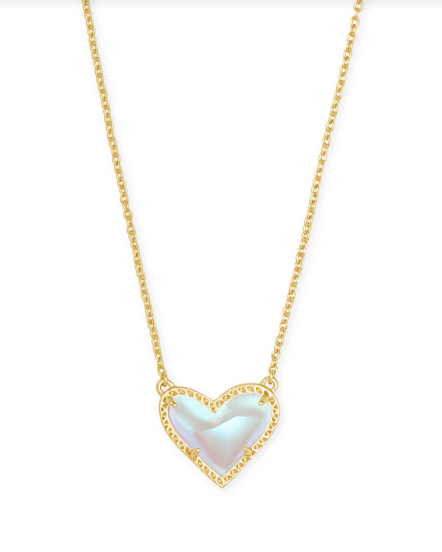 Kendra Scott Ari Heart Short Pendant